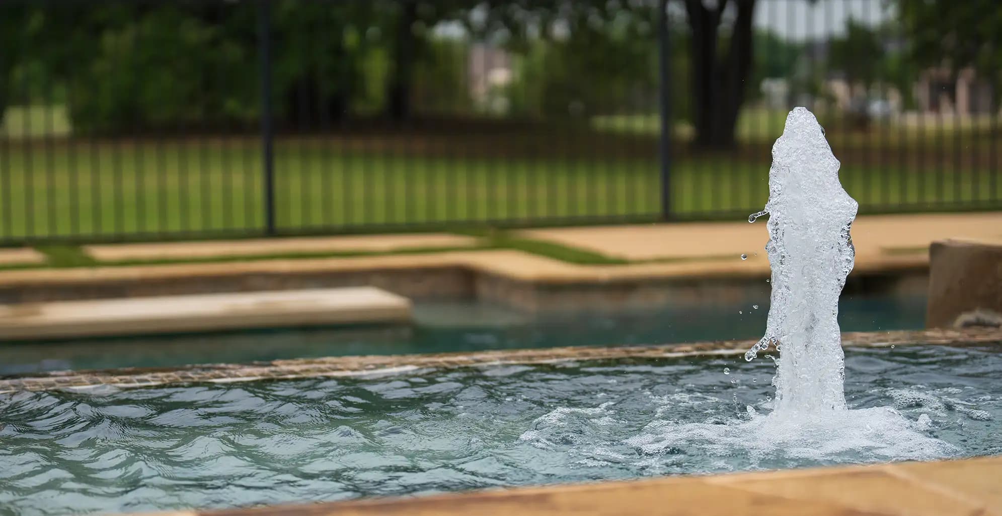 SplashWerx Pool Cleaning Hero Image